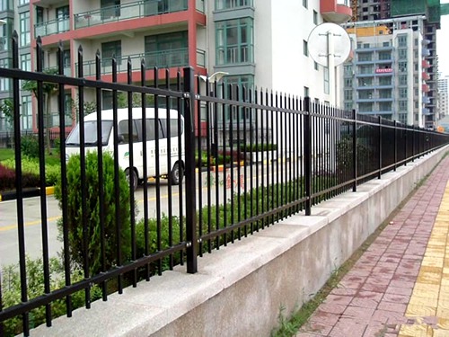 二横杆锌钢护栏价格-二横杆锌钢围墙围栏安装-锌钢围墙护栏定做-南京律和护栏网厂