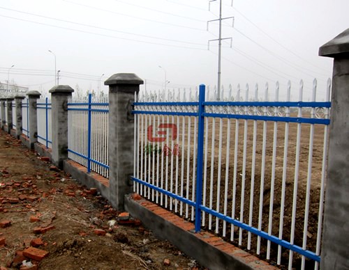三横杆锌钢围栏-三横杆锌钢围墙护栏定做-南京锌钢护栏安装-南京律和护栏网厂
