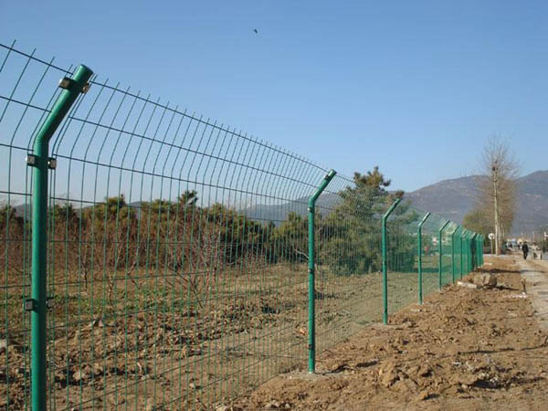 双边丝护栏网-南京双边丝围栏网现货-南京律和护栏网厂